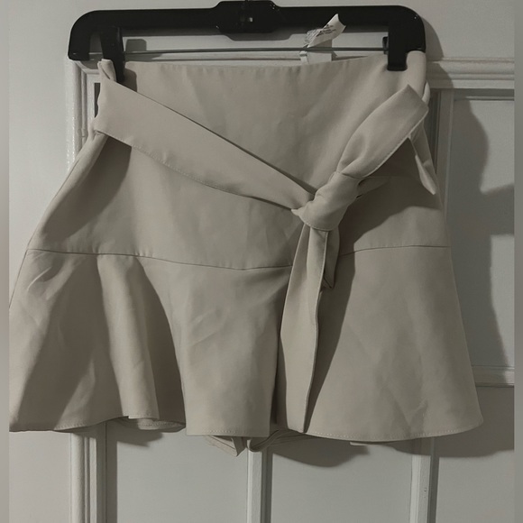 Zara skort - Picture 1 of 3
